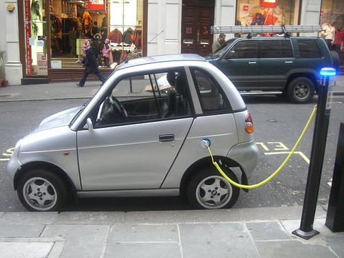 Los coches eléctricos sonarán en 2012