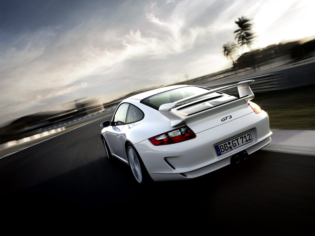 Ocho minutos demostrando de qué es capaz el Porsche 911 GT3 en los rallyes