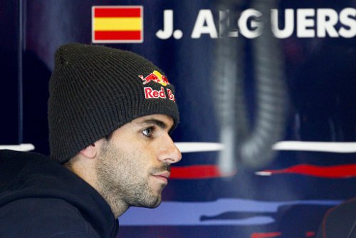 Alguersuari se queda sin coche para 2012