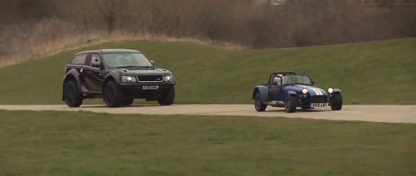 Autocar juega al gato y al ratón con un Bowler EXR S vs. Caterham Seven Supersport