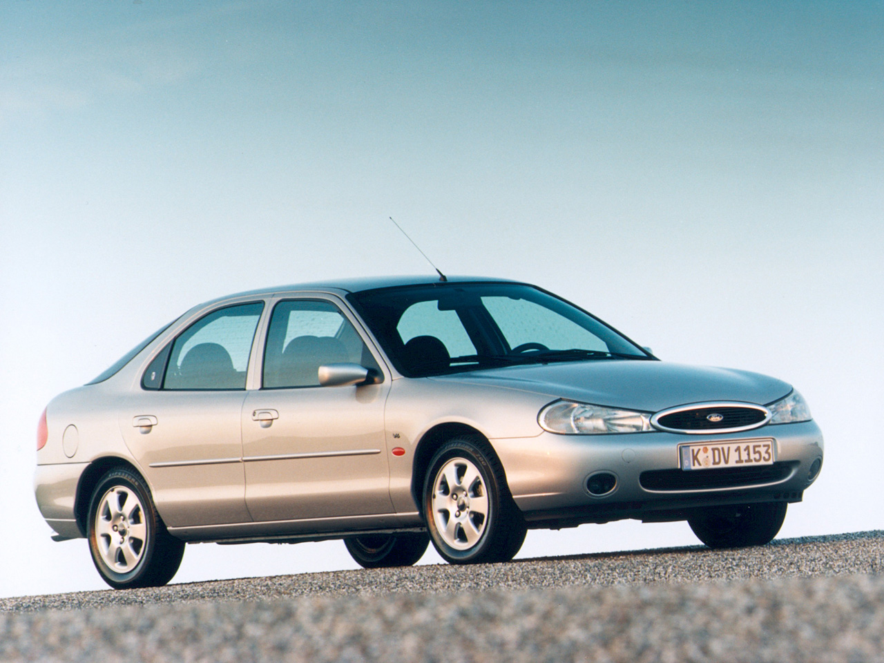 Ford Mondeo Ghia, 1998 - Motor digital